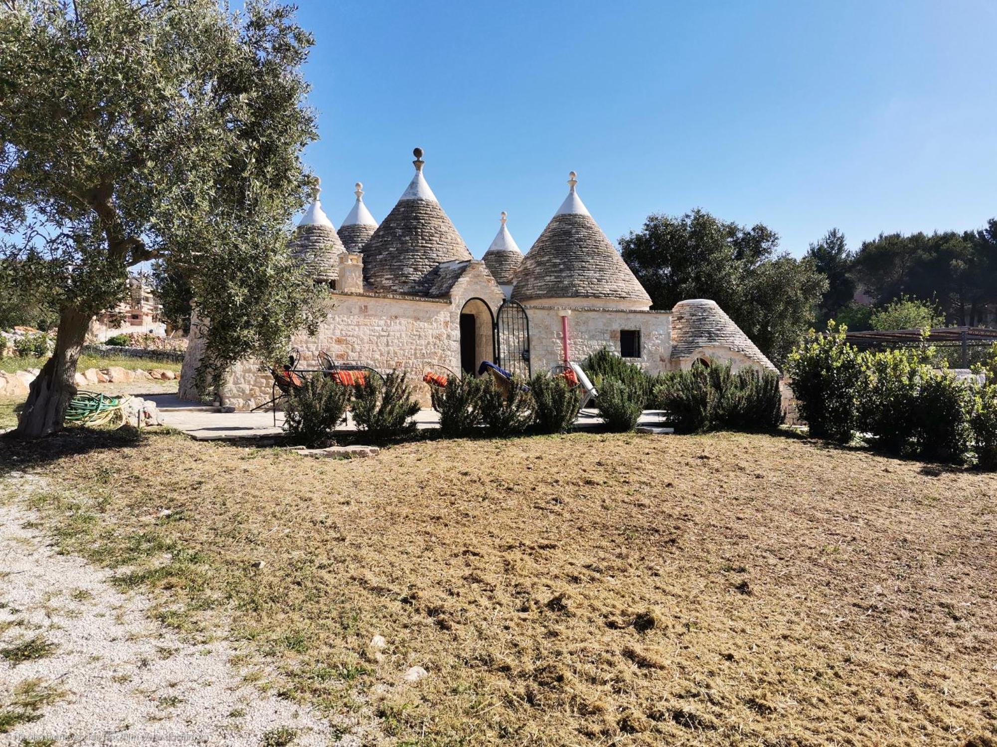 Holiday home Trullo Mela Comfort, 6 People, 10 Minutes Alberobello *